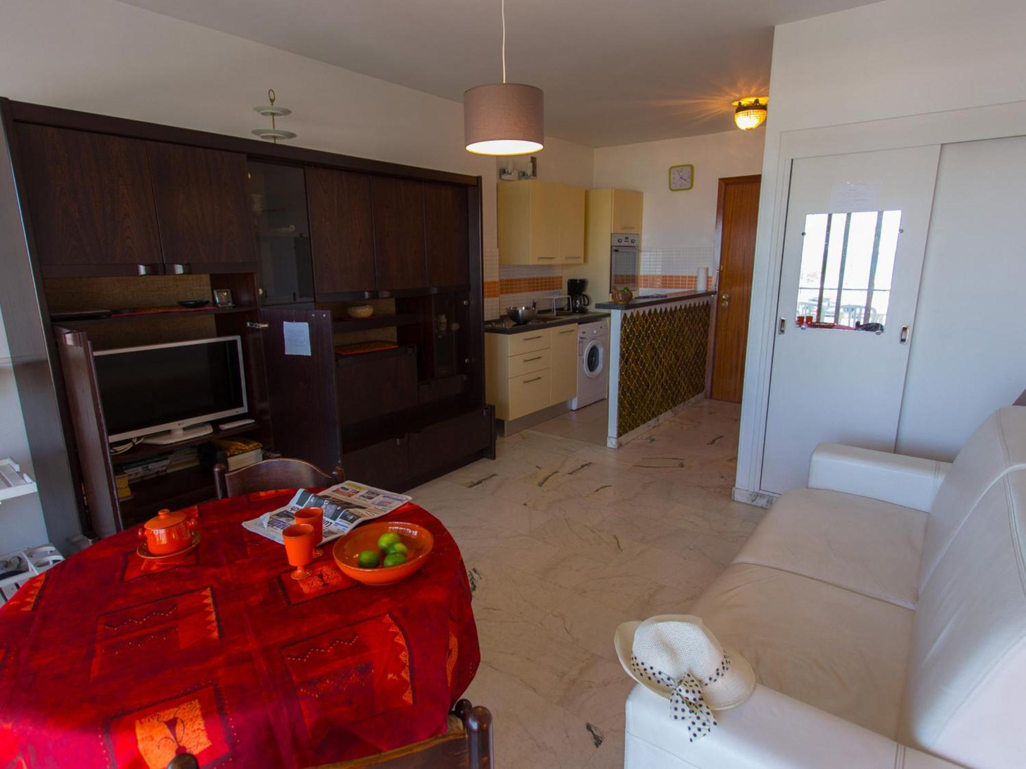 Studio Moderne Avec Terrasse Proche Plages Et Centre, Wifi Gratuit - Fr-1-196-216 ม็องตง ภายนอก รูปภาพ